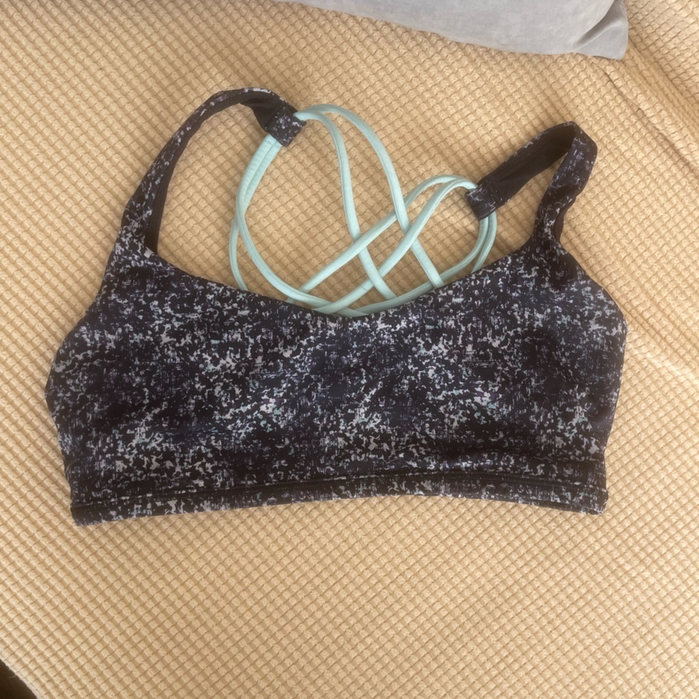 Lulu lemon sports bra with beautiful detailed back